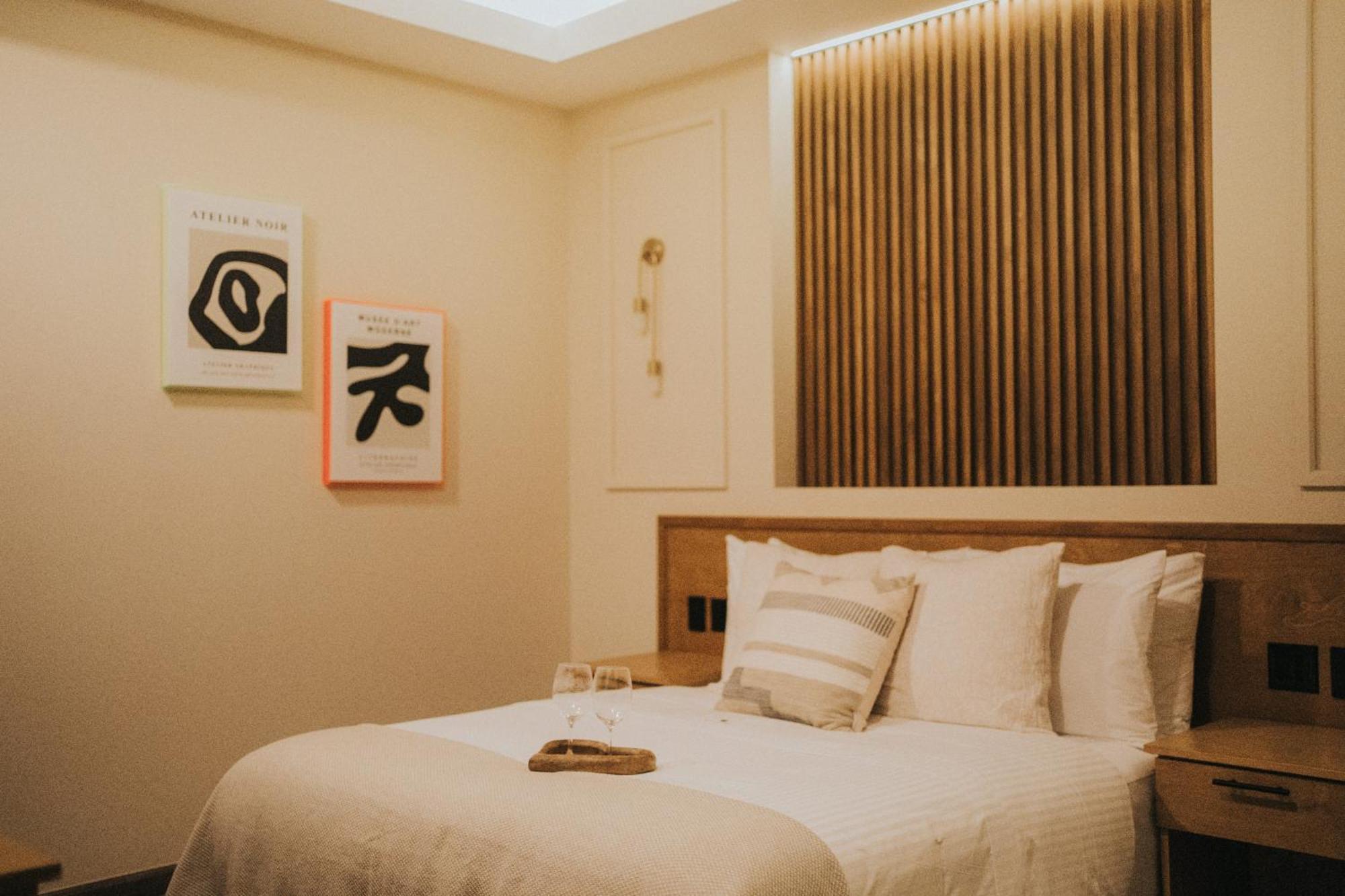 Jules & Laurent Hotel Contemporaneo เอนเซนาดา ภายนอก รูปภาพ