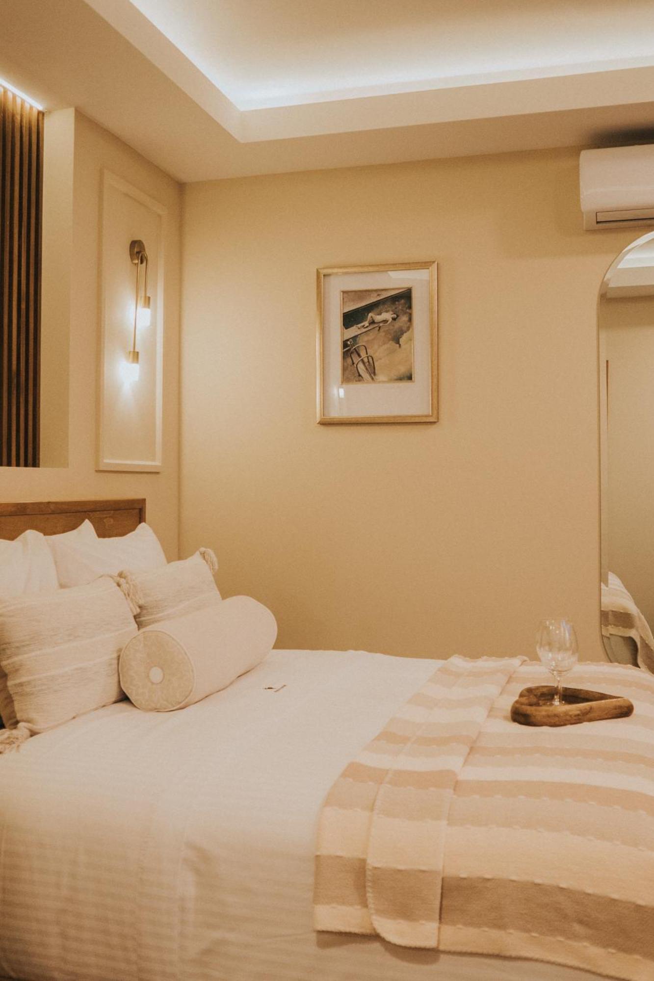 Jules & Laurent Hotel Contemporaneo เอนเซนาดา ภายนอก รูปภาพ
