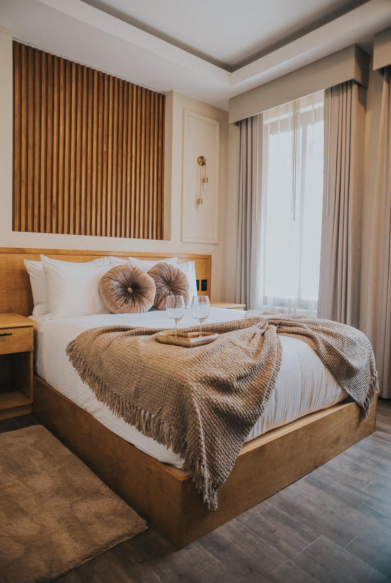 Jules & Laurent Hotel Contemporaneo เอนเซนาดา ภายนอก รูปภาพ